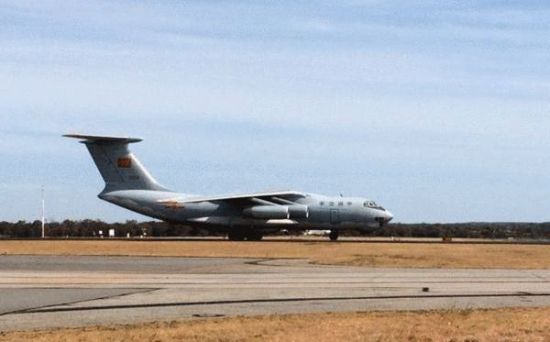 谣言：中国空军飞机误降澳大利亚国际机场