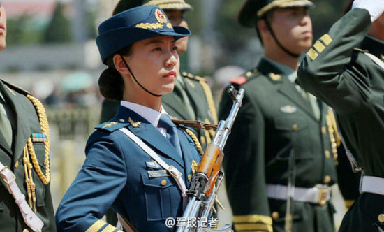 三军仪仗队女兵程诚