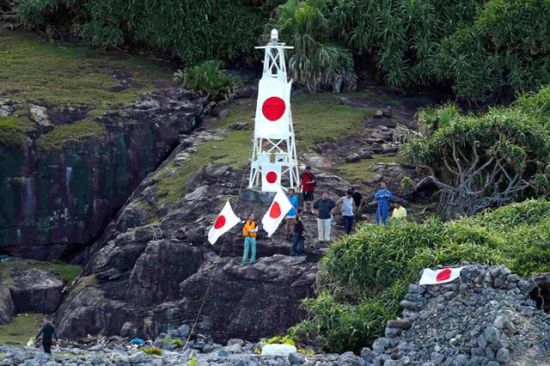 资料图：日本在我国钓鱼岛上非法建成的灯塔设施