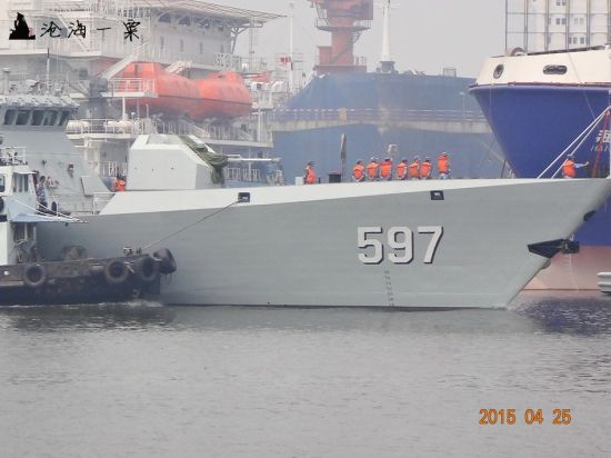 驻港部队056型钦州舰回“娘家”。（鸣谢：鼎盛军事 沧海一粟）