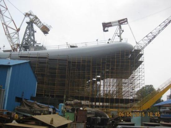 建造过程中的“维克兰特”号