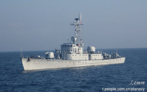 中国海军余庆号导弹艇移交军博