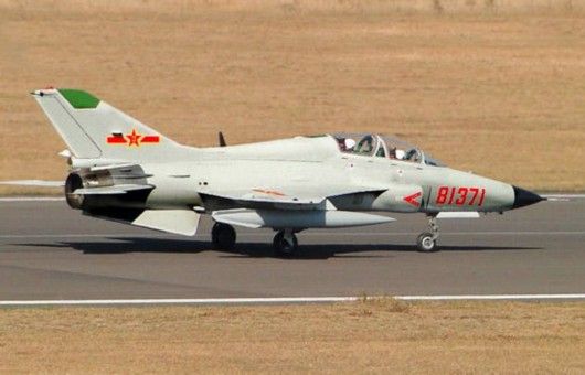 中国空军装备的高教-9型教练机，其出口型为FTC-2000。（资料图） 