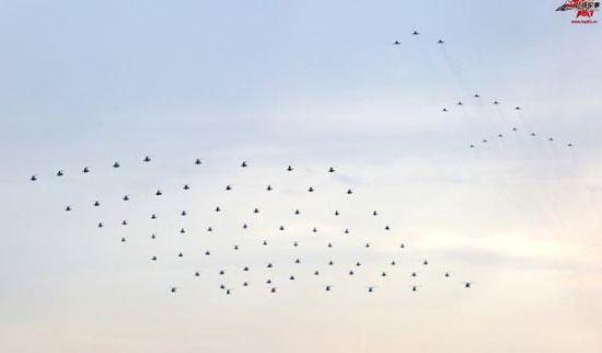 　　直升机编队（资料图） 