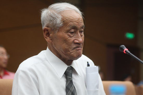 八路军老战士筒井重雄。