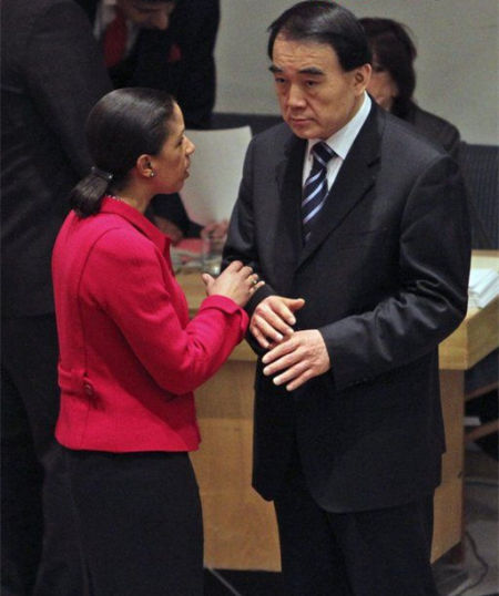 美国常驻联合国代表苏珊·赖斯当面质问中国驻联合国大使李保东 