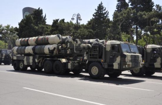S-300PMU2导弹发射车 
