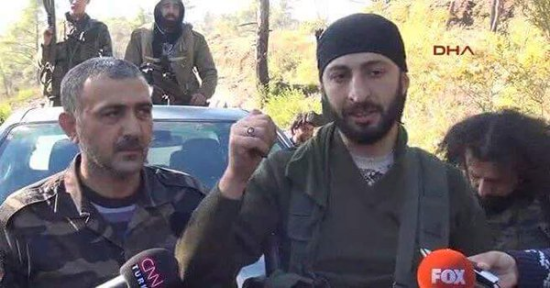 Alparslan很从容地描写他与同伙们向天射击，然后俄飞行员坠地前已经被打死的过程。