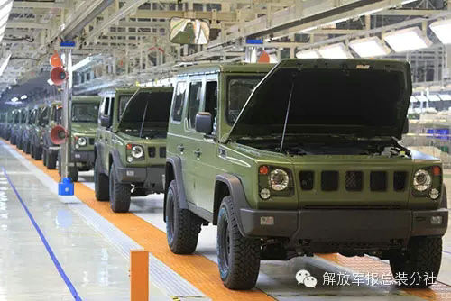 改进型“勇士”下线验收。