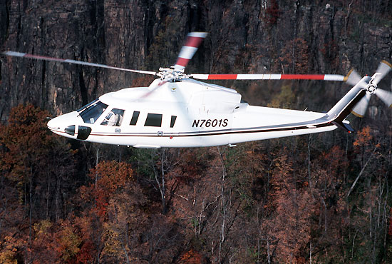 图文:通用型直升机s-76c