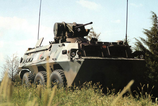 图文92轮式步兵战车