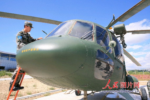 图文:解放军米17直升机将要开赴俄境内参加演习