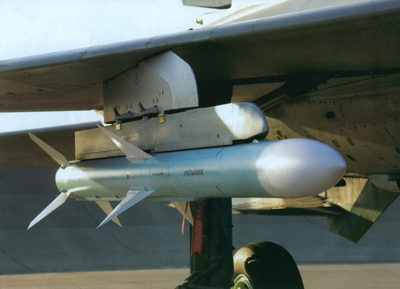 图文:中国j-8f战斗机挂霹雳-12空空导弹