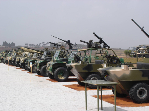 图文解放军多款特战轻型装甲车