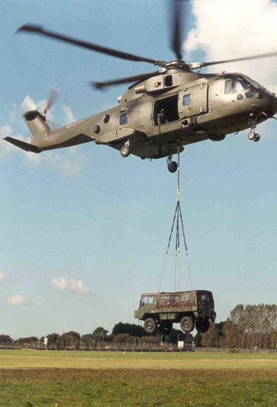 us101直升机图片