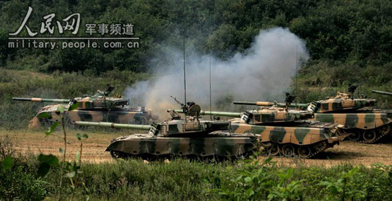 图文:山地进攻作战中坦克加强步兵分队行动_新浪军事_新浪网