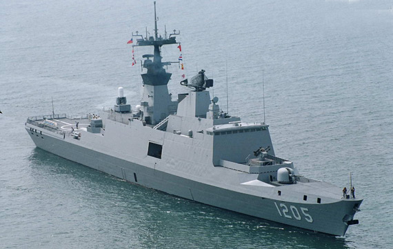 图文台军康定级武昌号护卫舰