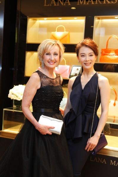 品牌创始人兼唯一设计师Lana.J.Marks女士和陈数