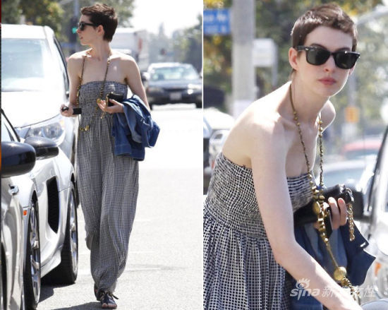 简洁的抹胸款式