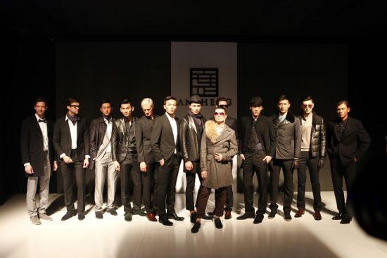 ANZHENG安正男装秋冬发布为你现场演绎商务男士如何穿出自己的影响力