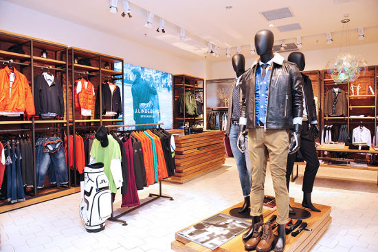 J.Lindeberg在其北京朝阳大悦城旗舰店