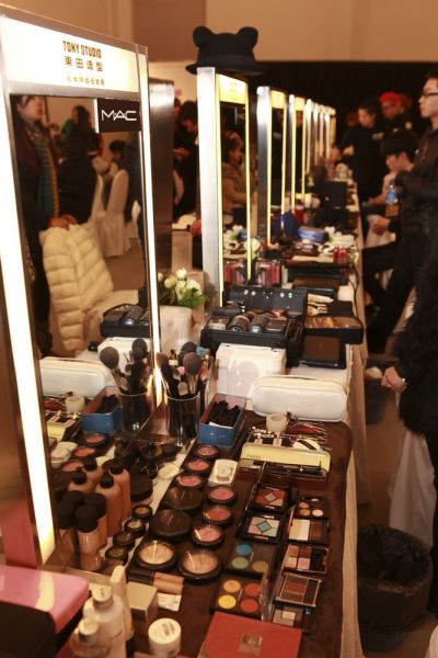 全球顶尖时尚彩妆品牌MAC独家倾情赞助