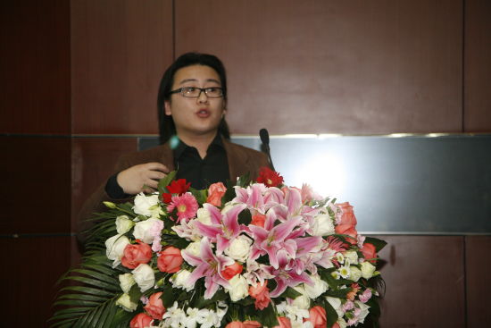 设计总监陈宸幽默演说LN故事和观点