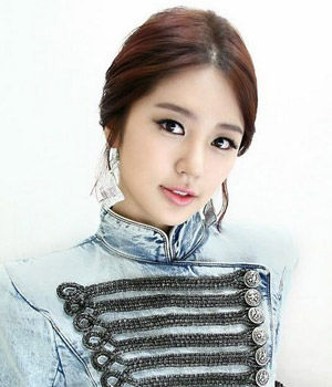 韩国女演员尹恩惠