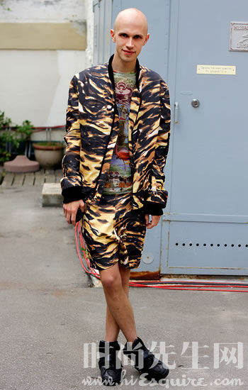 这究竟是豹纹还是迷彩呢？