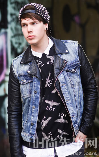 印花T恤和铆钉铆你更想要哪一个？