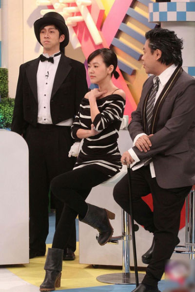 点击图片进入第一页