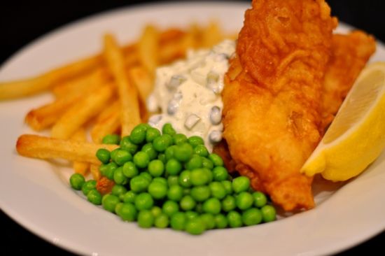 酥香可口的炸鱼