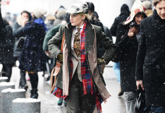 点击图片进入下一页