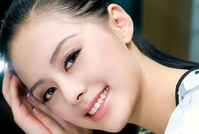 牙齿矫正恢复期，“吃货”要格外当心。