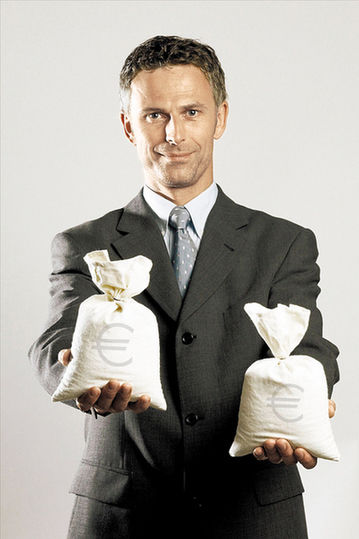 盘点各国“寒酸”的公务员 