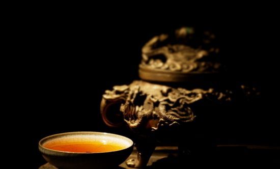普洱茶不是越老越值钱(新浪配图 图片来源：昵图网)