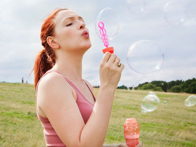 为什么经期前后皮肤容易瘙痒？