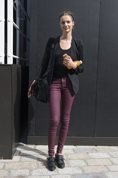 点击图片进入第一页