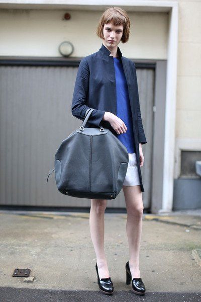 点击图片进入第一页