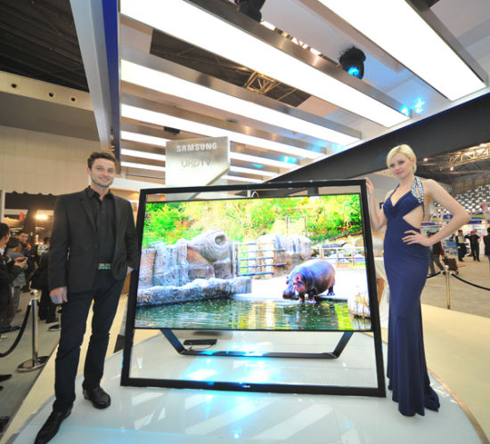 模特展示三星S9