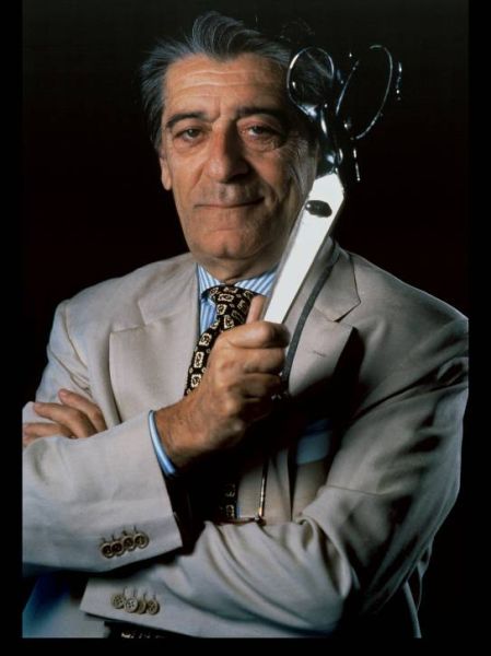 Kiton-国际高贵手工缝制工艺代名词