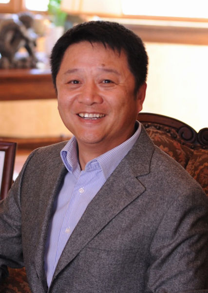 绮丽集团总裁赵明耀