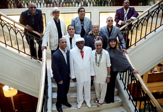   好景俱乐部的主要成员，两位年老的资深歌手搭配一群年轻的乐手。