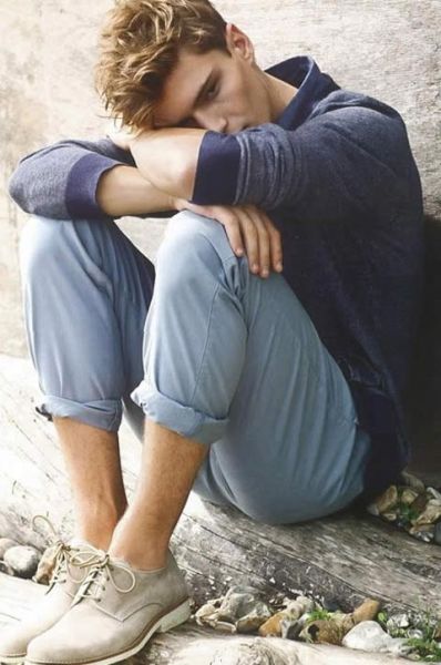 马球鞋绝对是通勤装的好选择