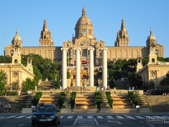 位于巴塞罗那的国家宫(Palau Nacional)