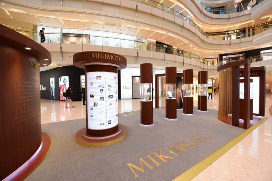 MIKIMOTO 120周年高级珠宝展现场