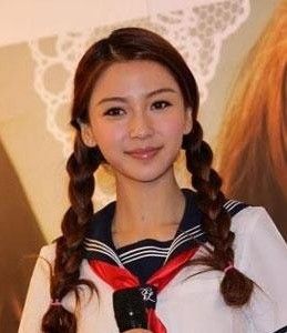 Angelababy旧素颜照曝光酷似凤姐 被指整容失败