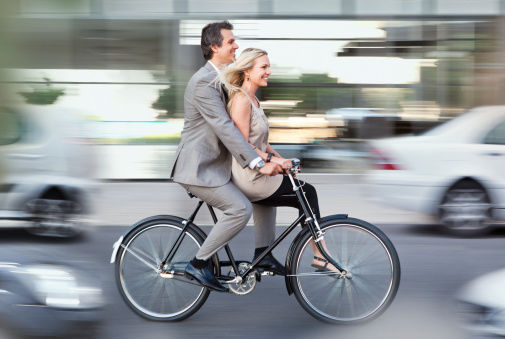 与现任的亲人和平相处