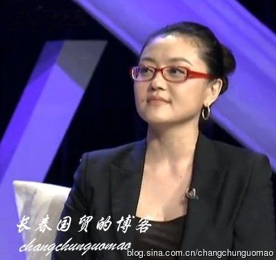 王刚女儿任拍卖公司高管