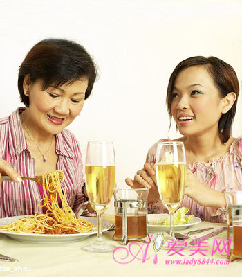 点击图片进入第一页